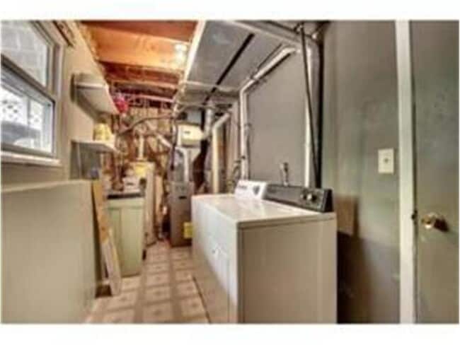 Building Photo - 1730 Merrimac Ln N