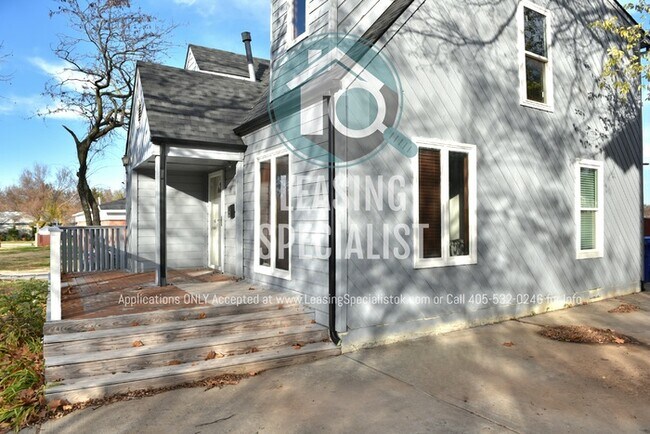 Building Photo - Central Norman 3 Bed 3 Bath PRELEASING FOR FALL 2026 SEMESTER