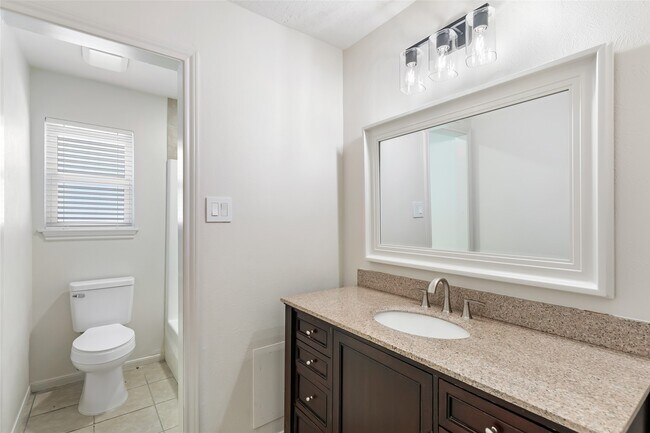 Building Photo - 24610 Green Moss Dr