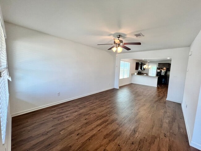 Building Photo - Home in Moundville, AL for Rent! COMING SOON!
