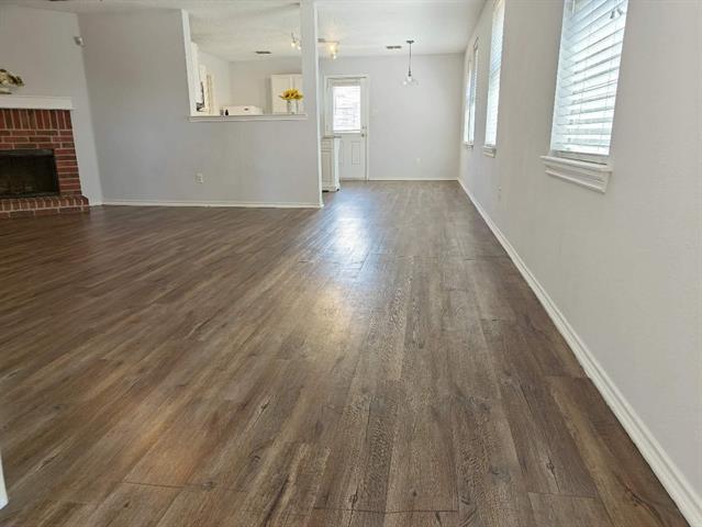 Building Photo - 1720 Pebble Brook Way