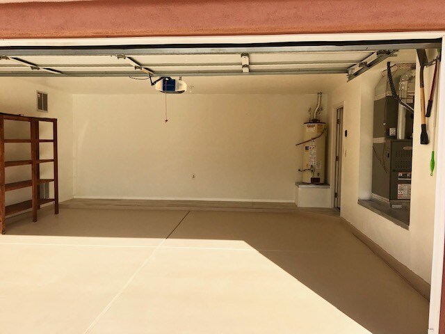 Building Photo - 9908 N Woodstone Trail