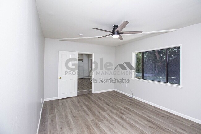 Building Photo - 23418 1/2 8th Street