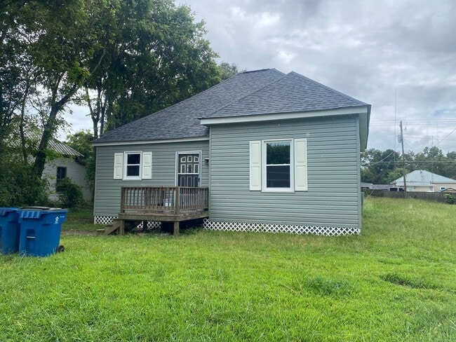 Building Photo - 92 C St