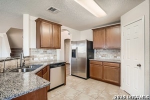 Building Photo - 366 Maple Way