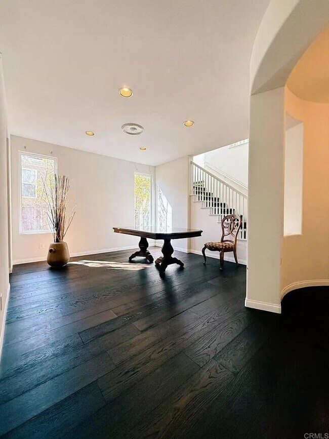 Building Photo - 5BD/4.5BA, 3,500 sq. ft. San Marcos Home w...