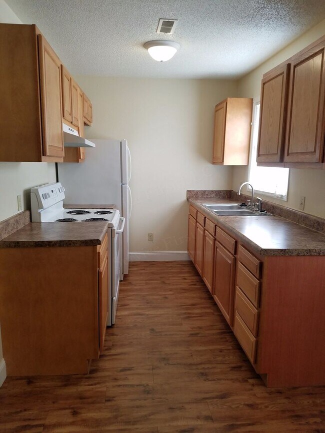 Building Photo - Dexter Grant Townhouses