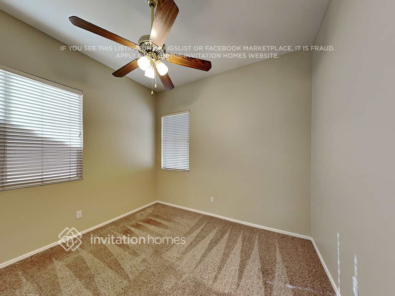 Building Photo - 2995 E Santa Rosa Dr