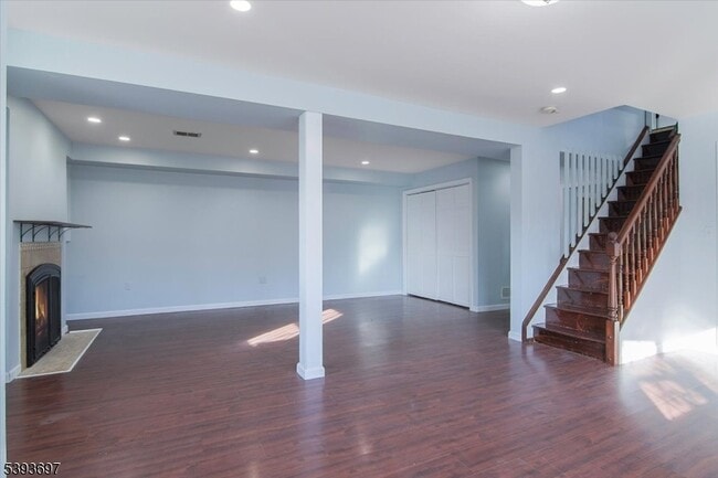 Building Photo - 301 Riverview Rd