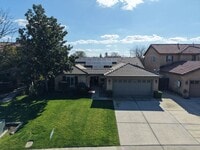 Building Photo - Spacious 4 bed 2 Bath in Desirable NW Bakersfield