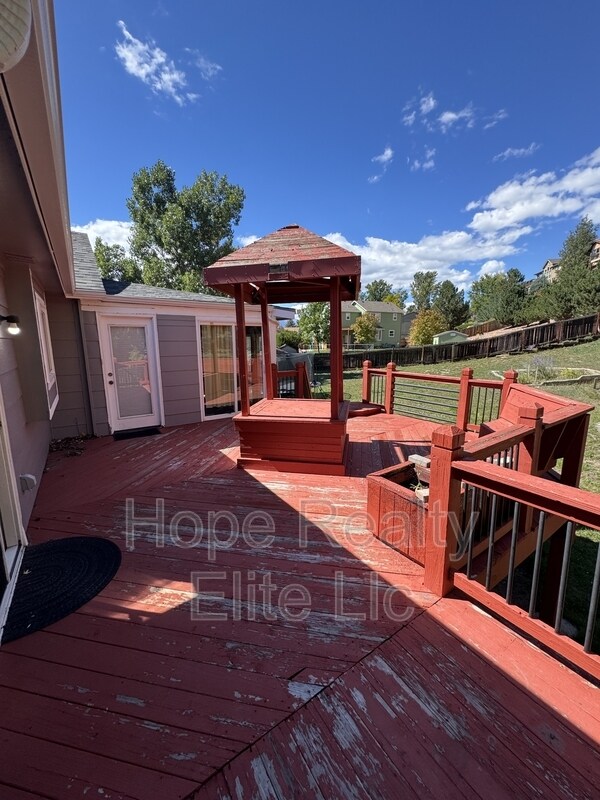 Building Photo - 6950 Sagewood Ct