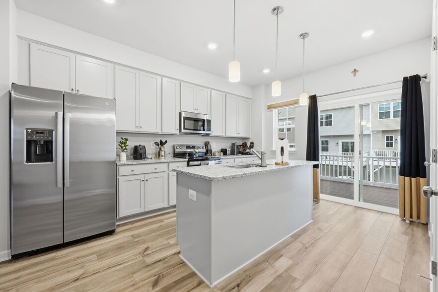 Building Photo - 336 Mineral Springs Rd