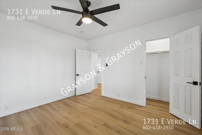 Building Photo - Beautiful Brick Home in Phoenix