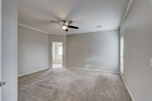 Building Photo - 4 Bedroom South Edmond Home For Rent