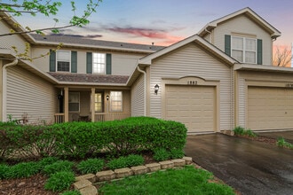 Building Photo - 1882 N Wentworth Cir