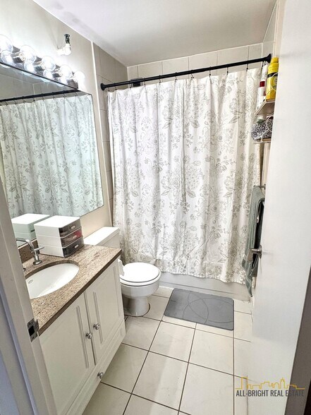Building Photo - 42 Eighth St. Unit 2304