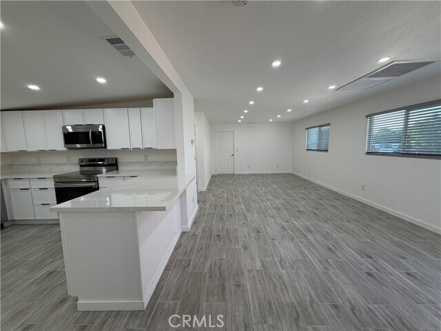 Building Photo - 3590 Buchanan St