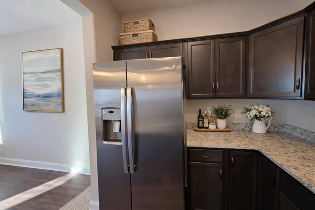 Building Photo - Live Where Comfort Meets Convenience in This Stylish 3 Bedroom Townhome