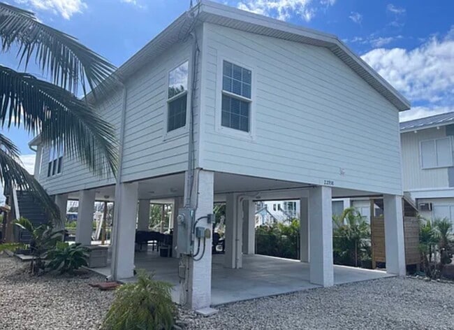 Building Photo - 22938 John Avery Ln