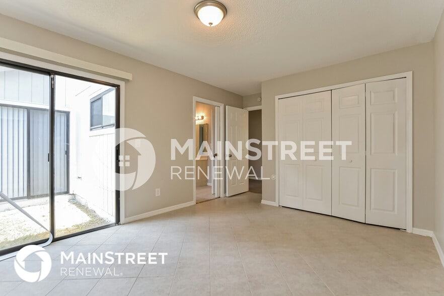 Building Photo - 969 Belleflower Dr