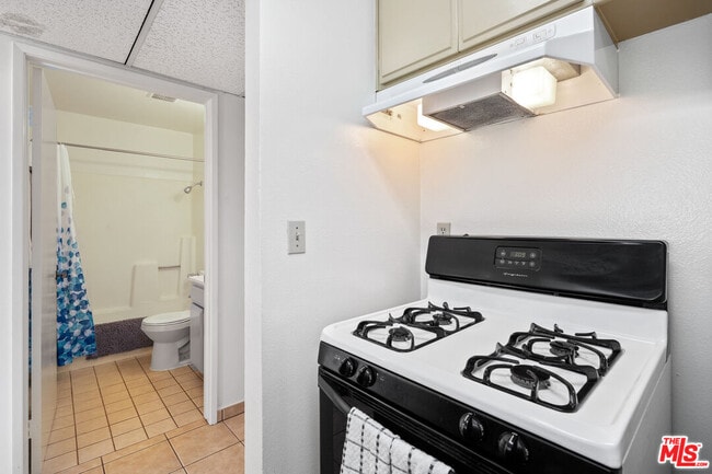 Building Photo - 3600 Bagley Ave