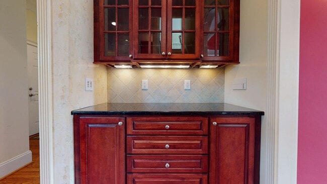 Building Photo - Estate Home in Fantastic North Raleigh Loc...