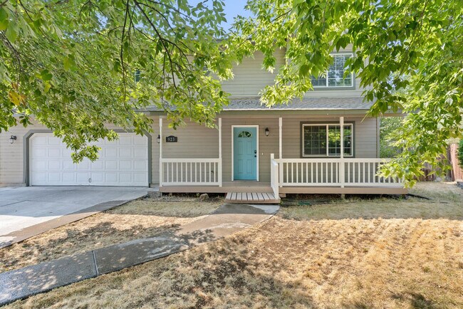 Building Photo - 923 NW 22nd Ct