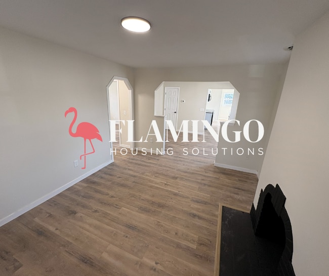 Building Photo - 108 Macready Ave