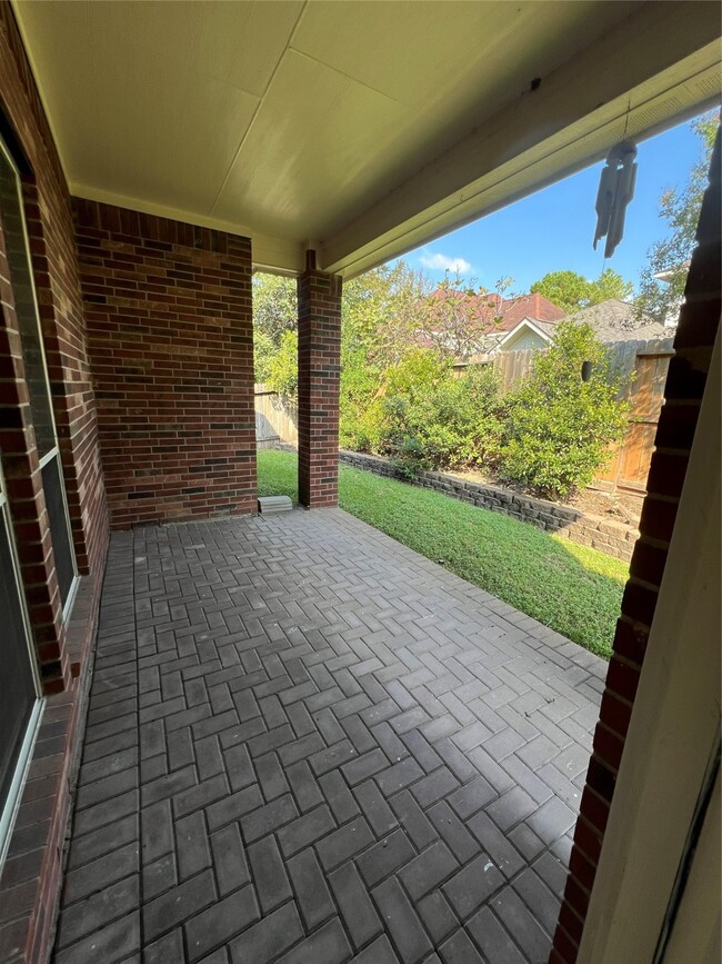 Building Photo - 18518 Dural Dr