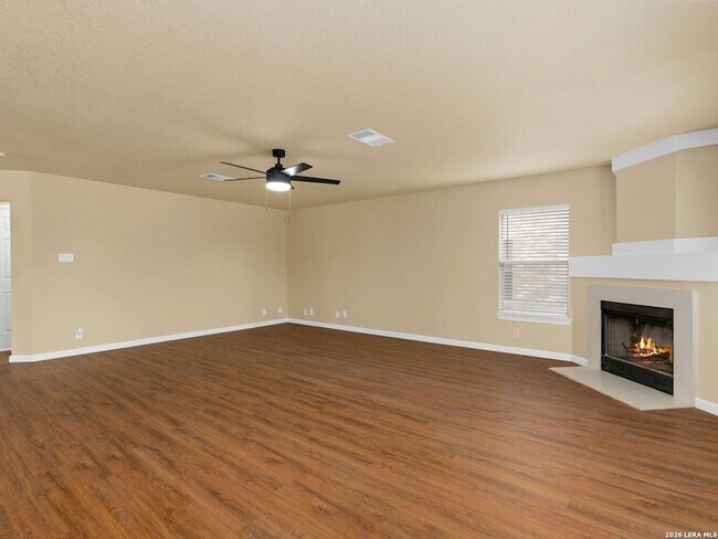 Building Photo - 10802 Winter Creek