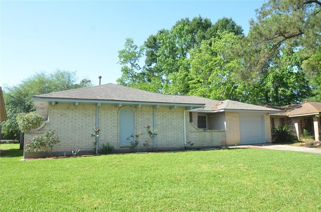 Building Photo - 2618 Foliage Green Dr