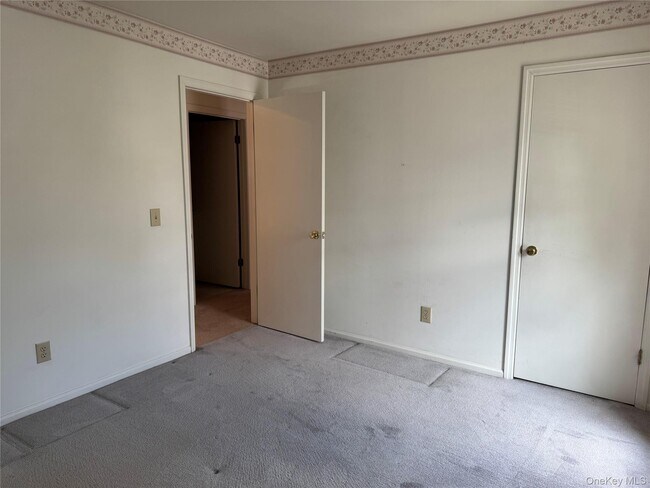 Building Photo - 24 Olde Wagon Rd