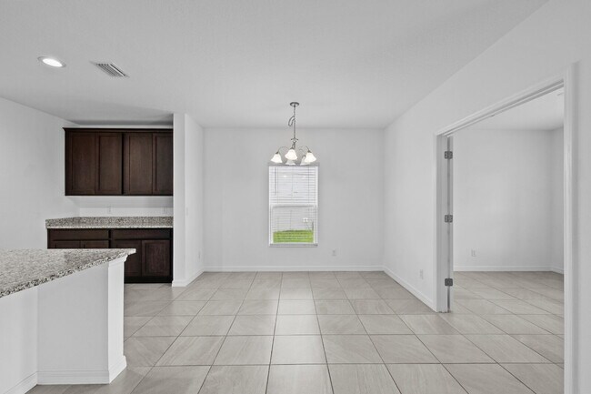 Building Photo - Spacious 4-Bedroom Home with Loft, Office & Private Backyard