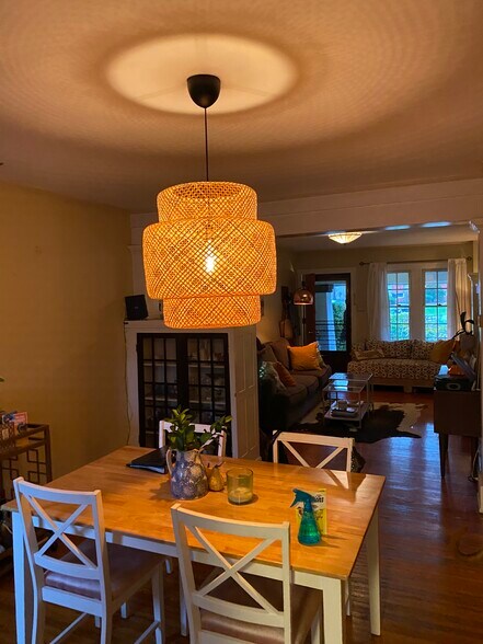 Building Photo - 5931 Alder St