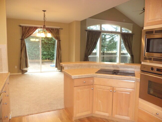 Building Photo - Ranch Home w/ Oversized Double Garage & Landscaping Included!