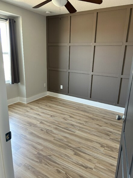 Building Photo - 217 Michelangelo Pl