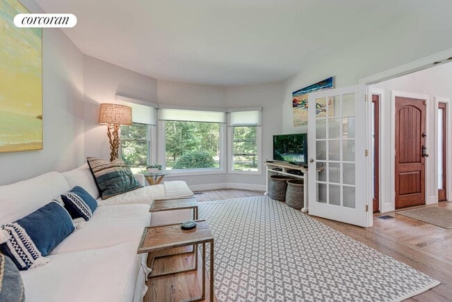 Building Photo - 2 Mountain Laurel Ln