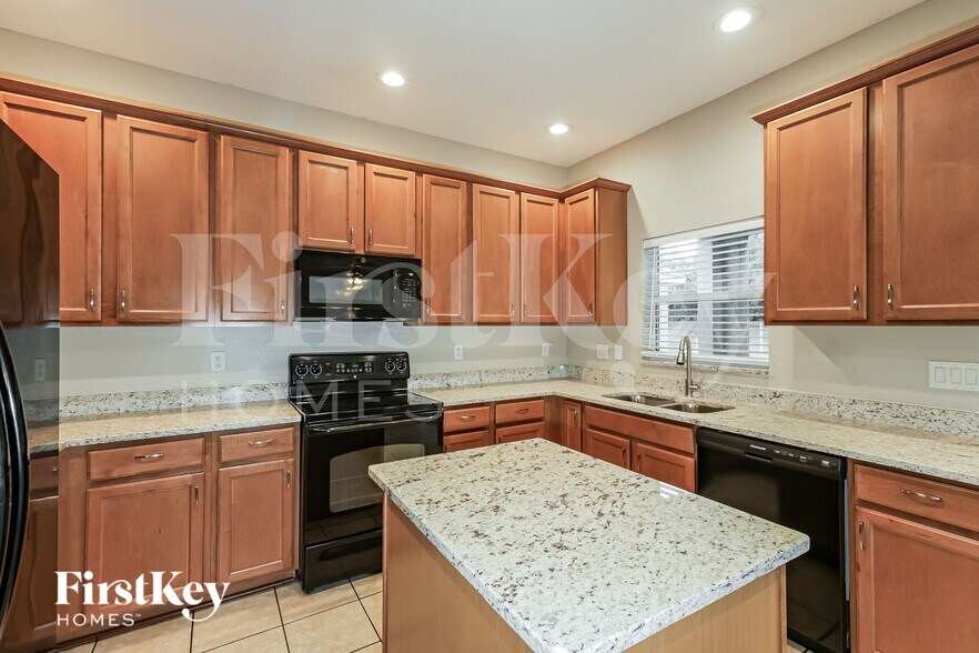 Building Photo - 1335 Emerald Hill Way