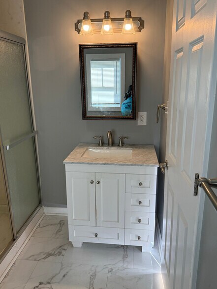 Building Photo - 3210 Trotter Rd