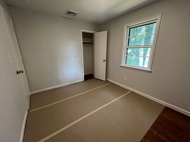 Building Photo - 485 Peet St