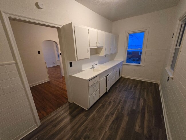 Building Photo - 1501 McDonald St