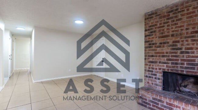 Building Photo - 4 Bedroom Available for Lease & Rent to Own!