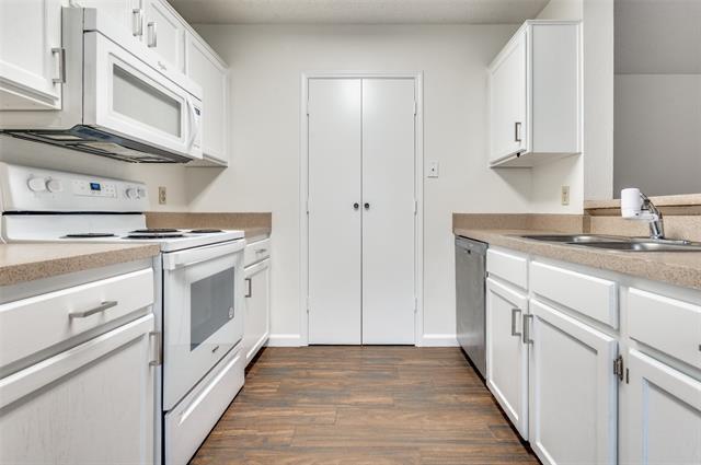 Building Photo - 232 S Pipeline Rd W