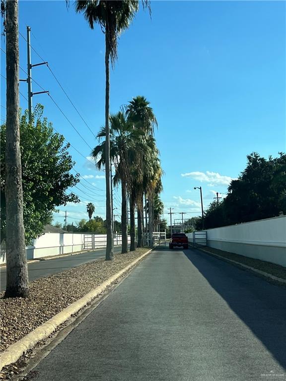 Building Photo - 22 S Sports Dr