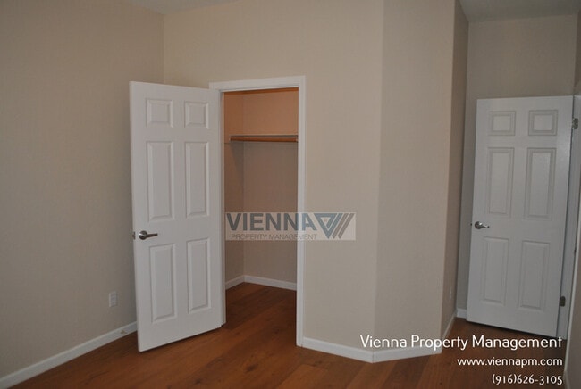 Building Photo - 3750 Jennieke Ct