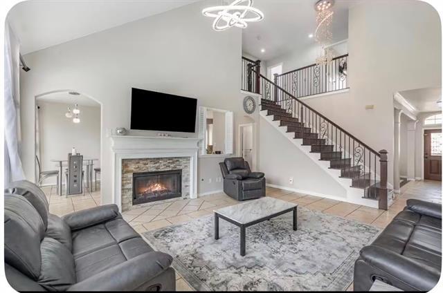 Building Photo - 2144 Brookgate Dr