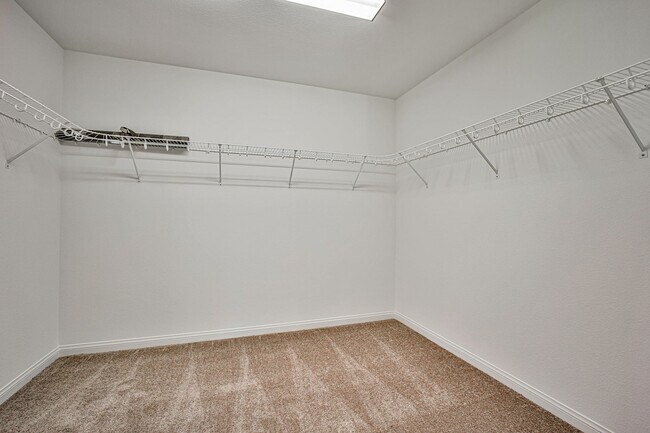 Building Photo - 7771 Bright Ldg St