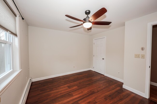 Building Photo - 81 Orchard Path Rd