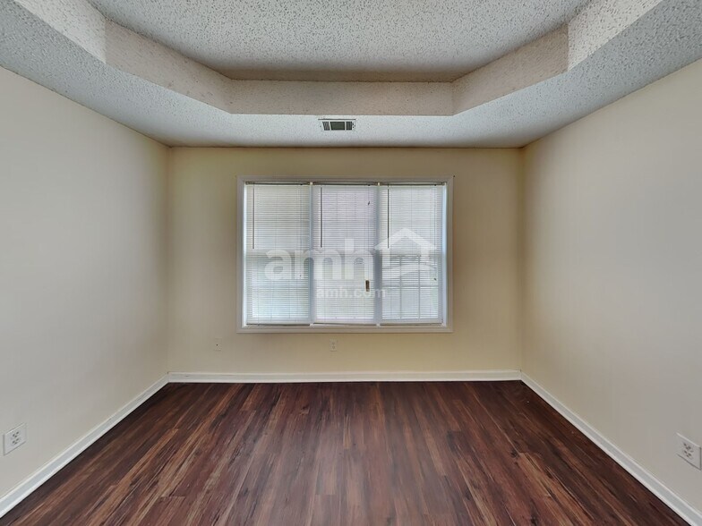 Building Photo - 128 Rendition Dr