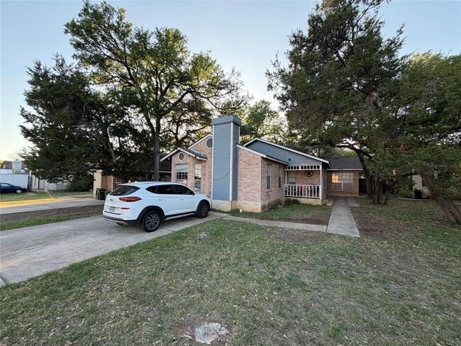 Building Photo - 9620 Sugar Hill Dr